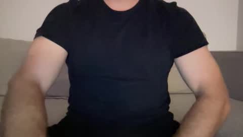 Snapshot of anewsummer chatting on November 20, 5:07 am anewsummer online show from November 20, 5:07 am