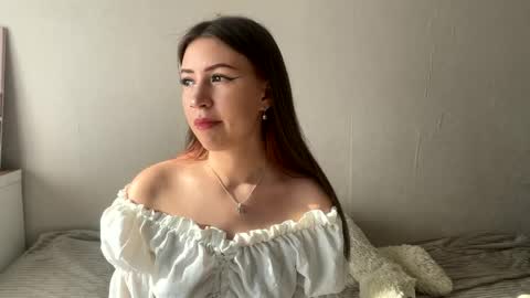 Anfisajess online show from May 5, 1:08 pm