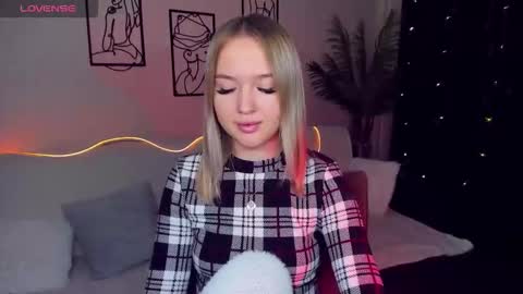 Anfisa online show from December 1, 9:09 pm