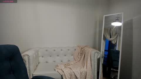 Anfisa online show from December 13, 9:35 am