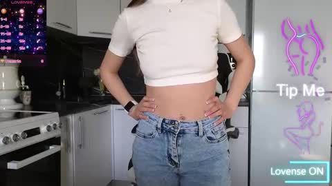 ange1ok online show from March 11, 4:10 am