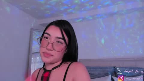 Angel  online show from December 5, 10:01 pm