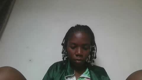 Snapshot of angeeliine chatting on March 4, 9:26 am angeeliine online show from March 4, 9:26 am