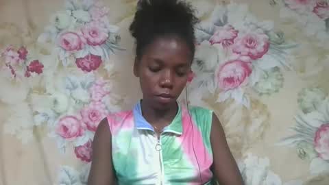 Snapshot of angeeliine chatting on March 9, 11:42 pm angeeliine online show from March 9, 11:42 pm