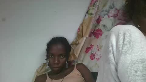 Snapshot of angeeliine chatting on March 12, 6:58 pm angeeliine online show from March 12, 6:58 pm