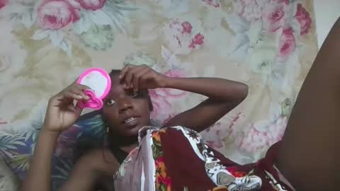 Snapshot of angeeliine chatting on March 27, 7:03 am angeeliine online show from March 27, 7:03 am