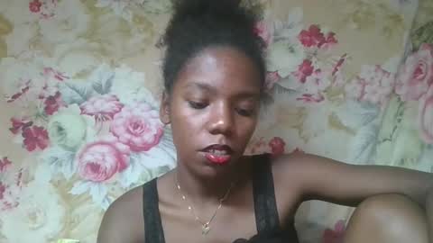 Snapshot of angeeliine chatting on April 24, 8:50 am angeeliine online show from April 24, 8:50 am