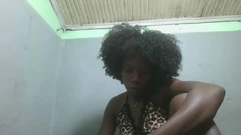 Snapshot of angeeliine chatting on May 15, 8:10 am angeeliine online show from May 15, 8:10 am
