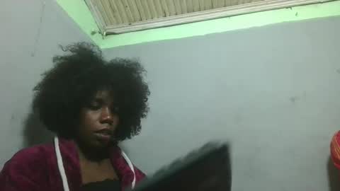 Snapshot of angeeliine chatting on May 16, 6:39 pm angeeliine online show from May 16, 6:39 pm