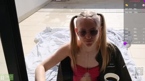 angeellina online show from March 25, 7:47 am