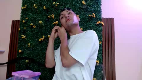 angel online show from November 1, 6:21 pm