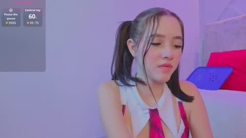 Snapshot of angel__kiss chatting on November 15, 4:10 am angel__kiss online show from November 15, 4:10 am