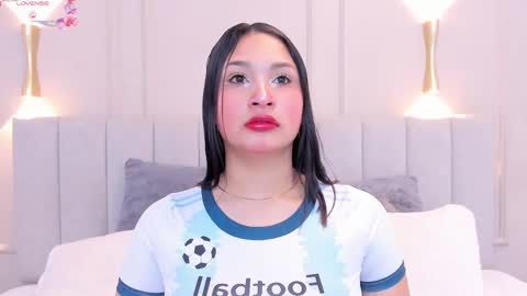 Snapshot of angel__ponce chatting on October 1, 12:11 pm angel__ponce online show from October 1, 12:11 pm