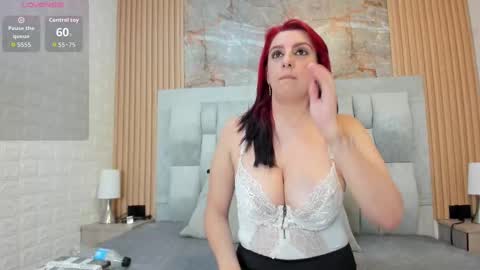 angel__red_ online show from September 22, 1:40 am