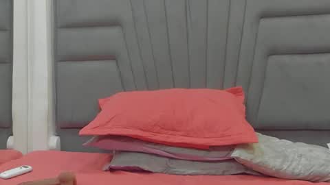 Angel online show from October 6, 3:26 am