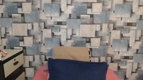 Snapshot of angel_dthroat chatting on December 17, 12:11 pm ANGHEL online show from December 17, 12:11 pm