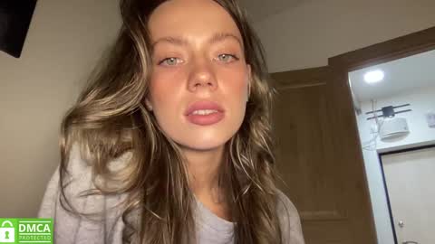 Greetings  Jess online show from September 22, 11:34 am