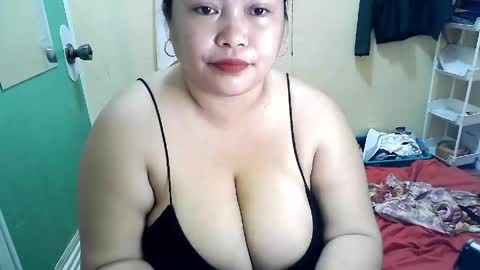 Snapshot of angel_fuckxx6969 chatting on May 17, 1:47 am angel_fuckxx6969 online show from May 17, 1:47 am
