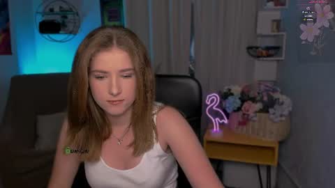 angel_hip online show from July 28, 4:50 pm