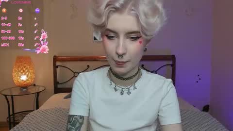 Angel Dust online show from November 29, 8:17 am