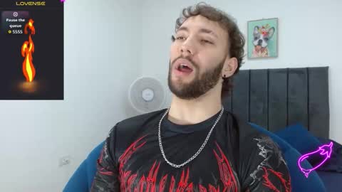 angel_kyrozz online show from January 8, 7:05 pm