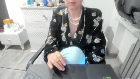 Snapshot of angel_lee__ chatting on January 5, 4:27 pm angel_lee__ online show from January 5, 4:27 pm