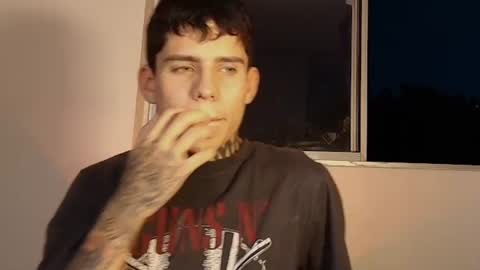angel_luna0 online show from July 16, 11:44 pm