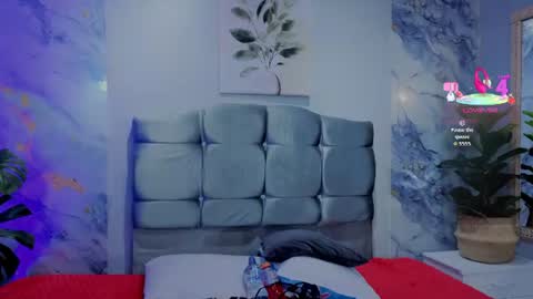 Snapshot of angel_medussa chatting on August 3, 7:28 pm angel_medussa online show from August 3, 7:28 pm