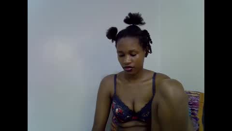 angel_mia5 online show from November 25, 7:25 pm