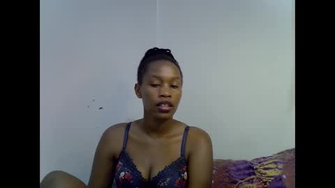 angel_mia5 online show from December 22, 4:37 pm