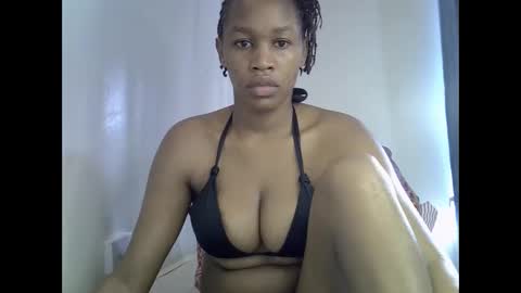 angel_mia5 online show from May 3, 12:33 pm