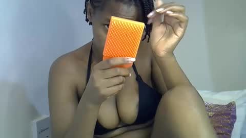 angel_mia5 online show from May 5, 1:30 pm