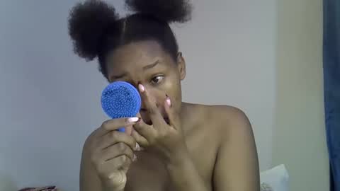 angel_mia5 online show from May 28, 1:36 am