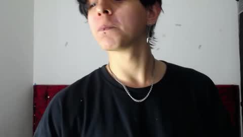 Snapshot of angel_miguel_ chatting on May 31, 7:15 pm Angel Scott online show from May 31, 7:15 pm