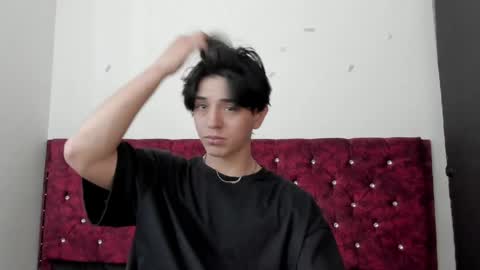 Snapshot of angel_miguel_ chatting on June 4, 7:53 pm Angel Scott online show from June 4, 7:53 pm