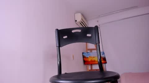 Snapshot of angel_nicolas chatting on February 27, 12:32 am ANGEL online show from February 27, 12:32 am