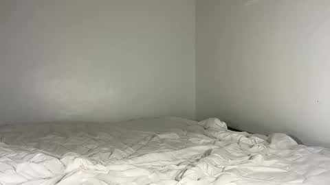 Snapshot of angel_petite07 chatting on May 5, 2:19 am angel_petite07 online show from May 5, 2:19 am