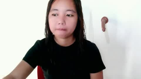 angel_piecumxx online show from June 27, 8:19 am