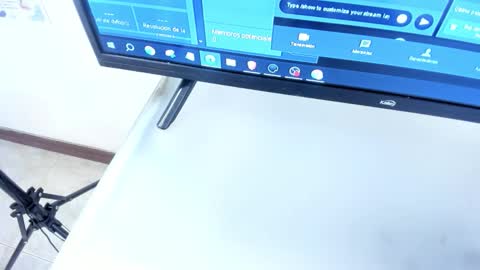 angel_velvet_ online show from February 18, 11:28 am