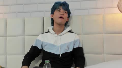 Snapshot of angel_yuhog chatting on November 28, 9:50 pm Angel online show from November 28, 9:50 pm