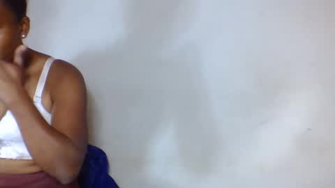 angela980454 online show from September 20, 7:15 pm