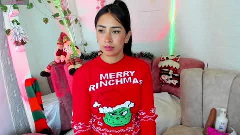 Snapshot of angela_black_hair chatting on December 15, 11:55 am Angela black hair online show from December 15, 11:55 am