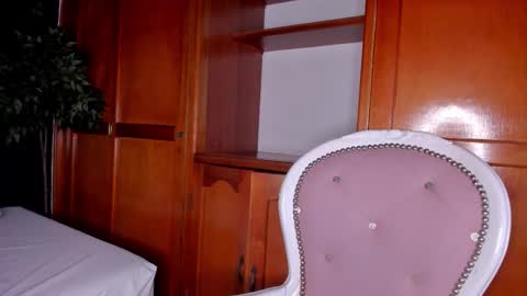 angela_boobies online show from September 25, 11:25 am