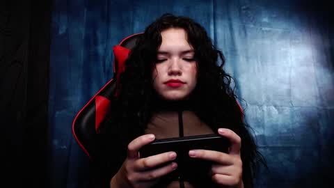 Angela Cortes online show from January 3, 2:21 am