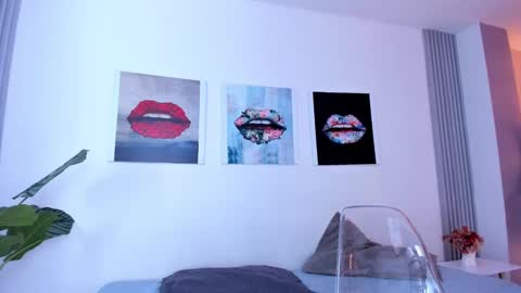 A N G E LA.  online show from September 13, 3:39 am