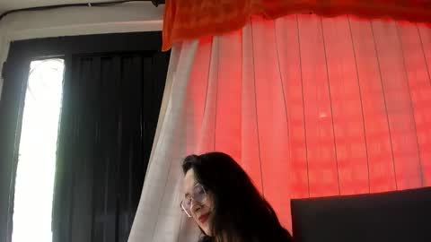 angela_nix online show from September 19, 3:24 pm