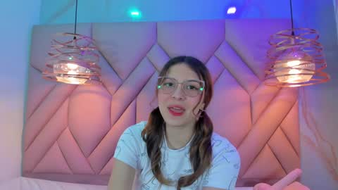 ANGELA online show from February 7, 3:30 pm
