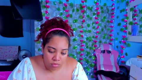 Snapshot of angelacoffee chatting on April 8, 9:48 pm Angela online show from April 8, 9:48 pm