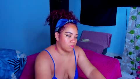 Snapshot of angelacoffee chatting on April 16, 11:18 pm Angela online show from April 16, 11:18 pm