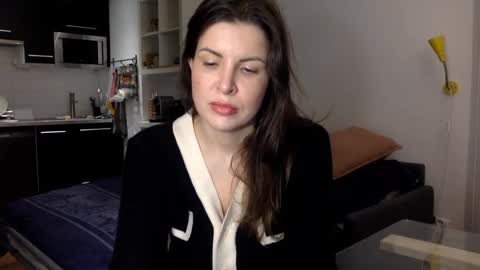 Angela online show from December 11, 8:18 pm